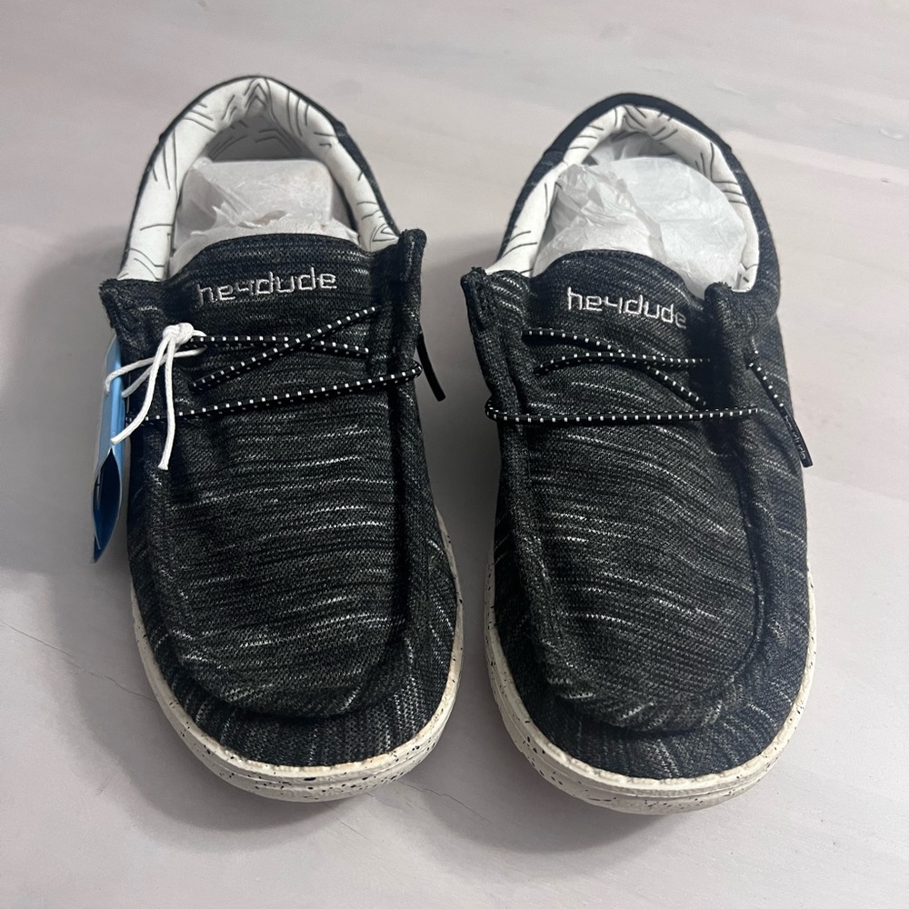 Hey Dudes youth size 3. Wally stretch. NWT.
